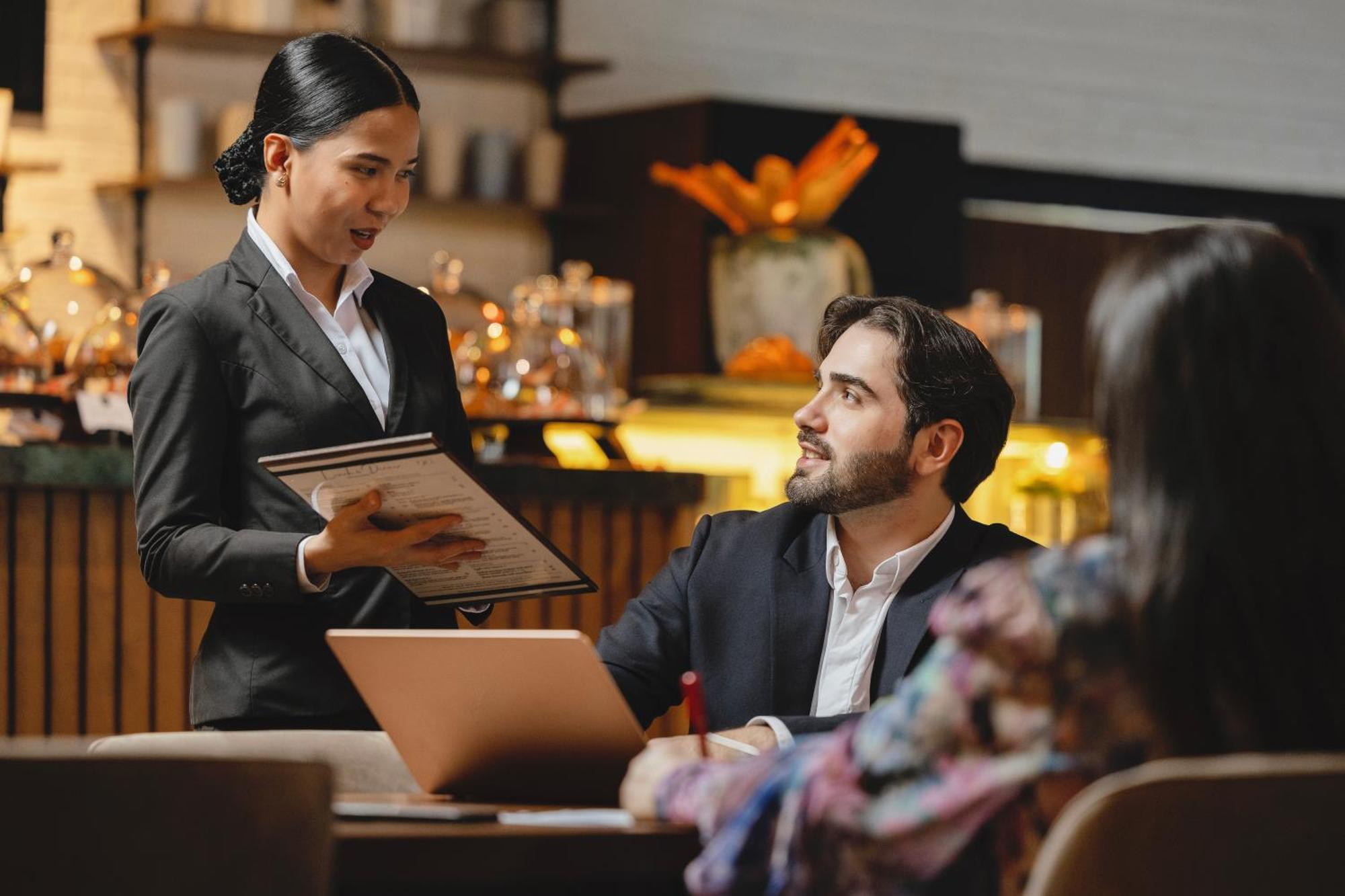 Aparthotel Grand Millennium Al Wahda Executive